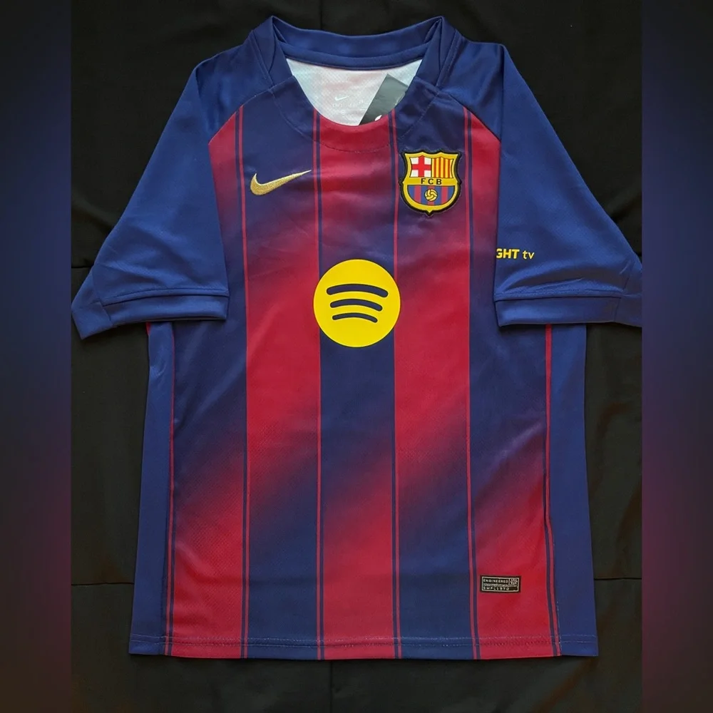 Lamine Yamal #10 Barcelona Kids Set Home Soccer Jersey - Picture 3 of 6